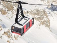 Хотелска стая на 3000 метра височина