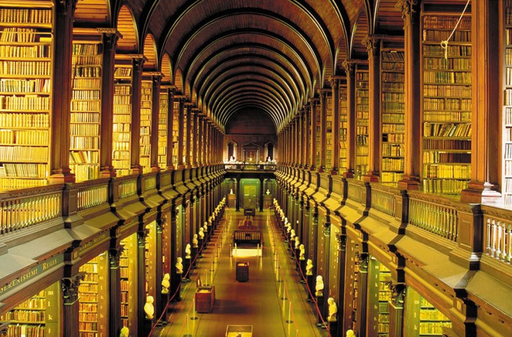 300-годишната библиотека в Дъблин е изумителна!