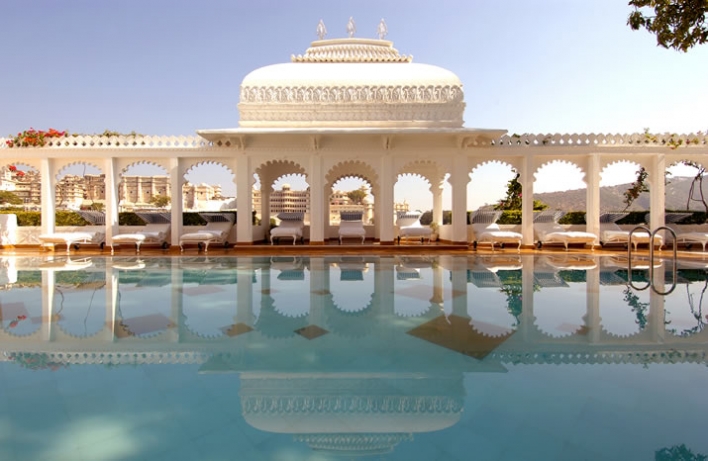 Lake Palace Hotel in Udaipur, India 3