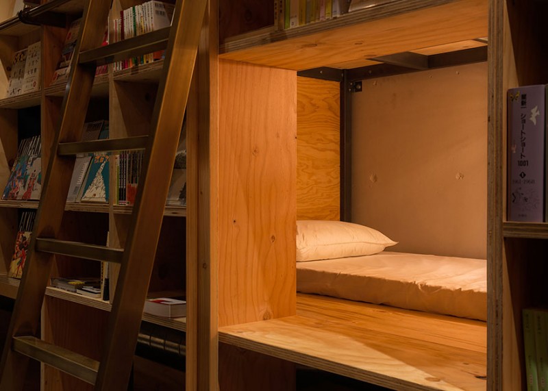library-hotel-book-bed-03