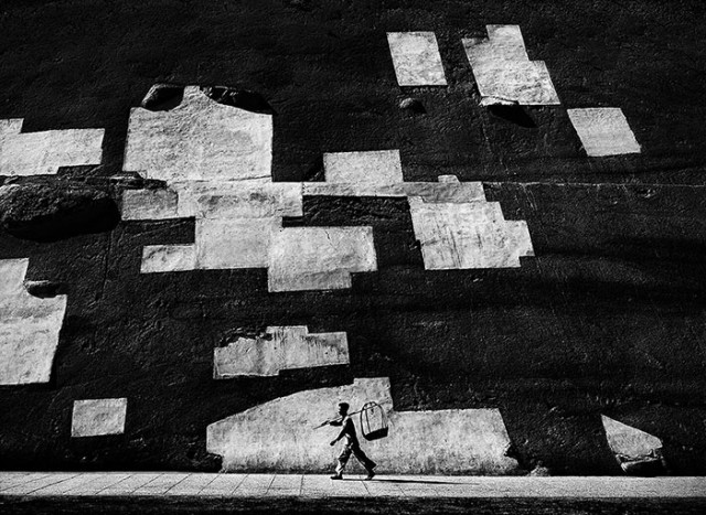 street-photography-hong-kong-memoir-fan-ho-161-640x467