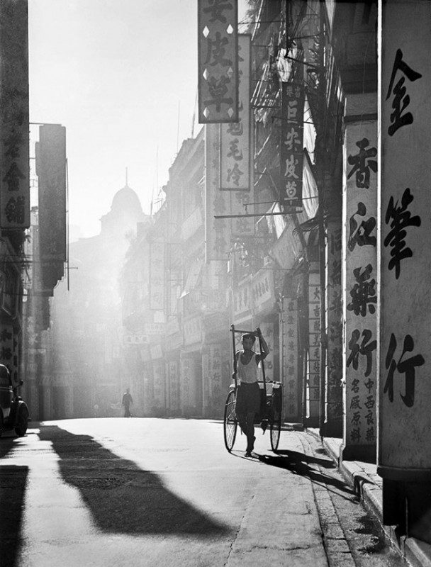 street-photography-hong-kong-memoir-fan-ho-351-640x842