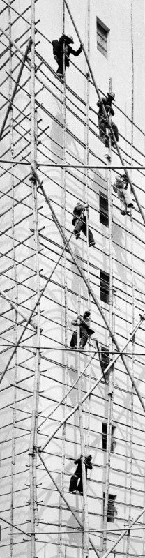 street-photography-hong-kong-memoir-fan-ho-43-266x1024