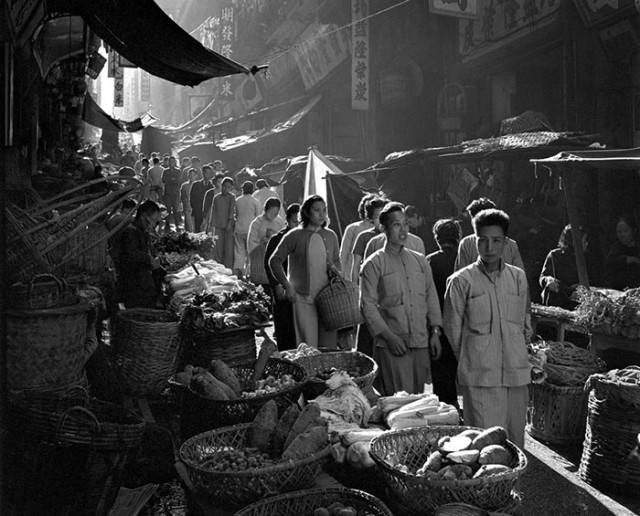 street-photography-hong-kong-memoir-fan-ho-45-640x516