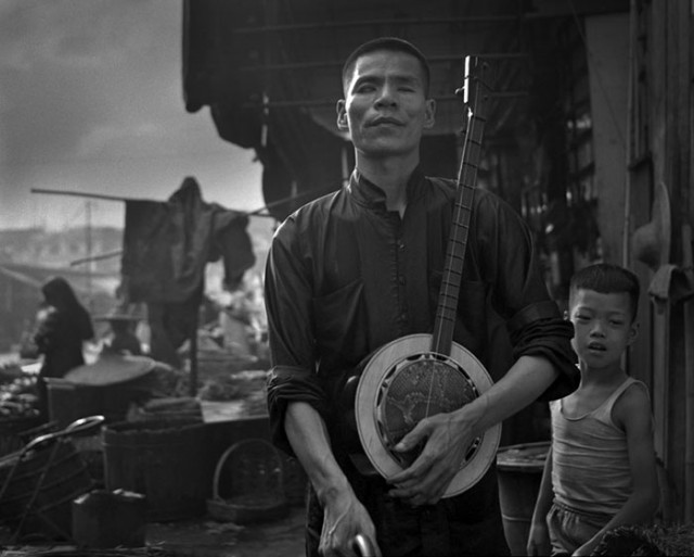 street-photography-hong-kong-memoir-fan-ho-46-640x513