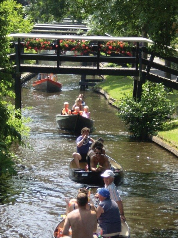 wcth_Giethoorn_-10-640x853