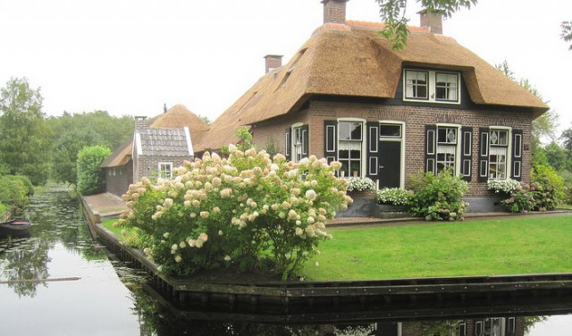 wcth_Giethoorn_-2-640x376