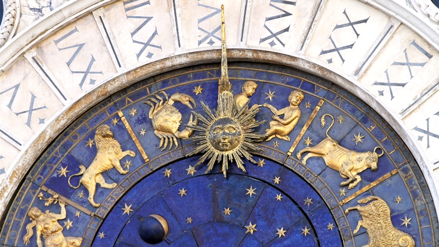 Безобидна ли е астрологията?